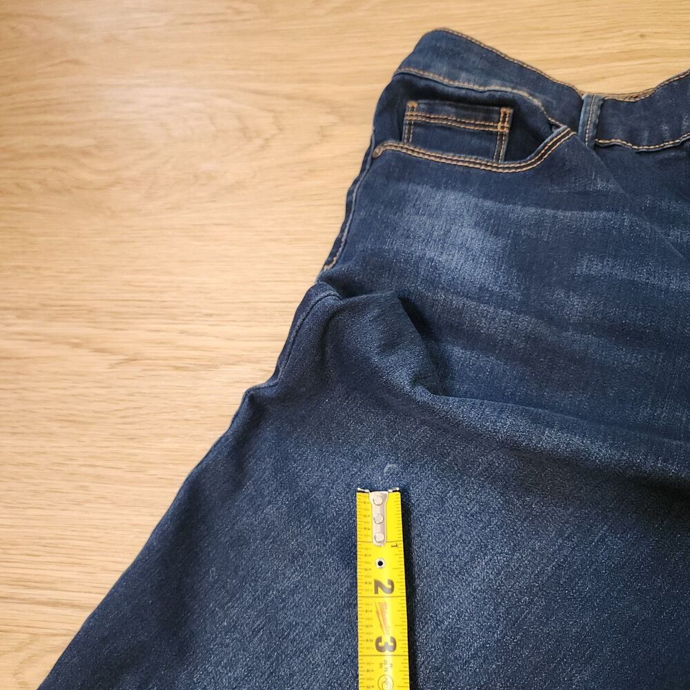 Bandolino Amy Jeans Womens 18 Blue Denim 5 Pockets Straight Leg Preppy 38x29 - Picture 11 of 13